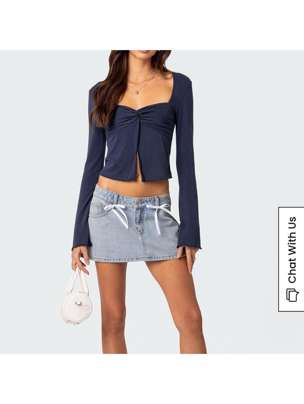 Edikted Women's Navy and Black Crop-top